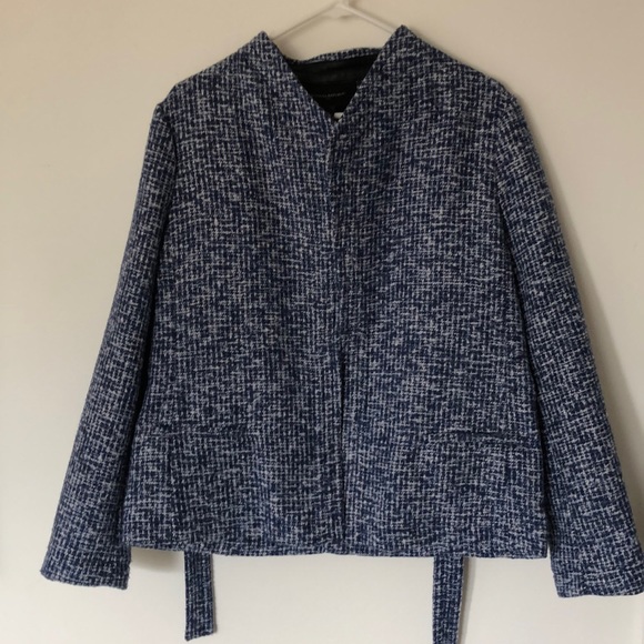 Banana Republic outlet - Picture 1 of 5